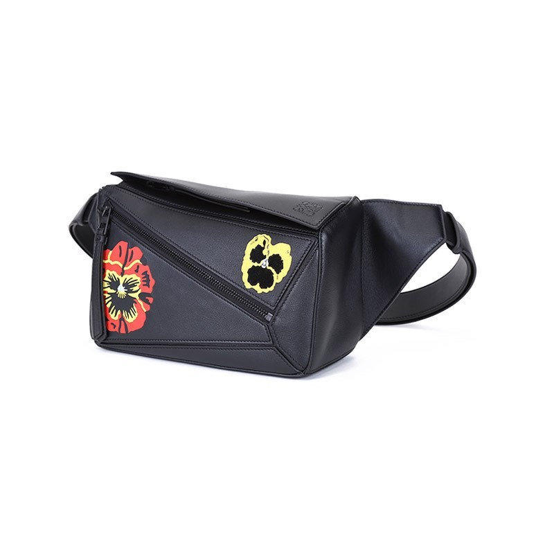 LOEWE Men's Puzzle Calfskin Chest Bag Messenger Bag B510P35X07 1100-Black Pansy Flower Pattern