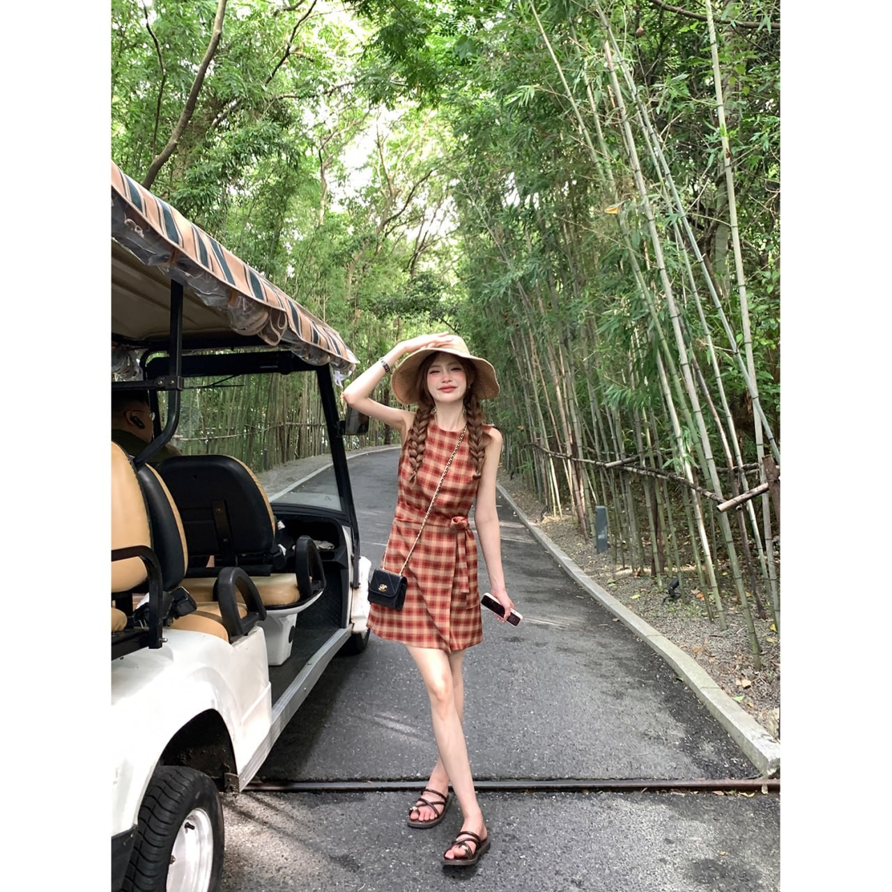 Zhenzhenjia Plaid Dress Women 2023 New Summer Design Sense Small Medium Length Skirt Retro Women's Clothing