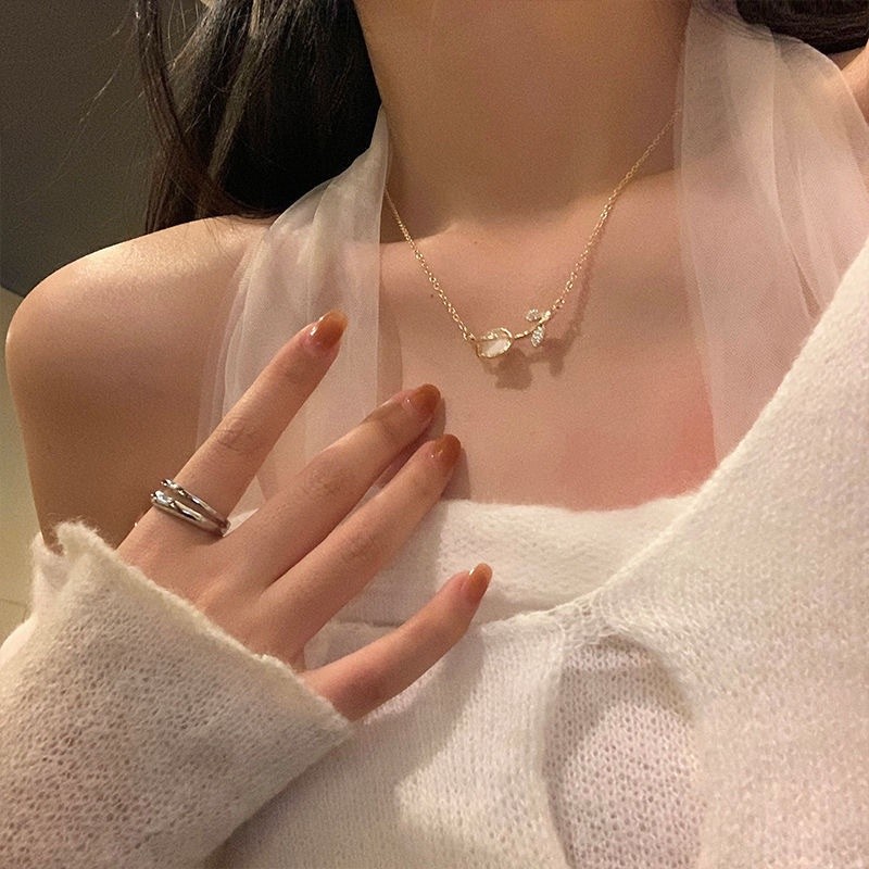 AY (CN) Elegant Tulip Gemstone Pendant Necklace For Women Crystal Gold Silver Chain Choker Accessories Jewelry