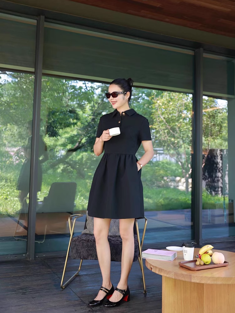 COLINWANG-Girl's Wish D*OR originates from Italy imported silk and wool dress little black dress Zhang Ruoyu