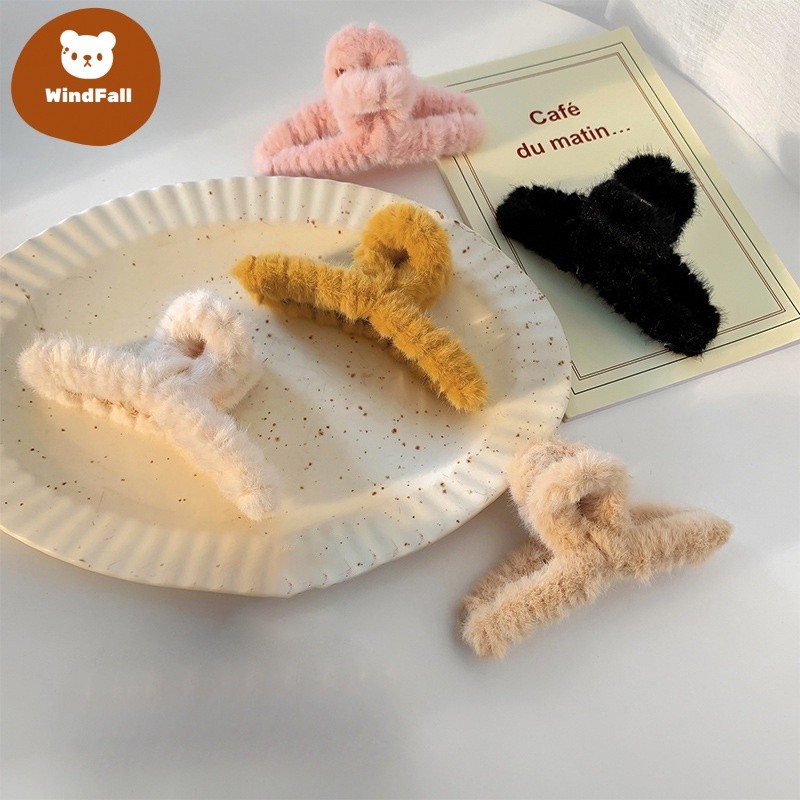 Korean Soft Furry Hair Claws Faux Fur Hair Clip Big Clamps Sweet Plush Hair Crabs Clip for Girls WF